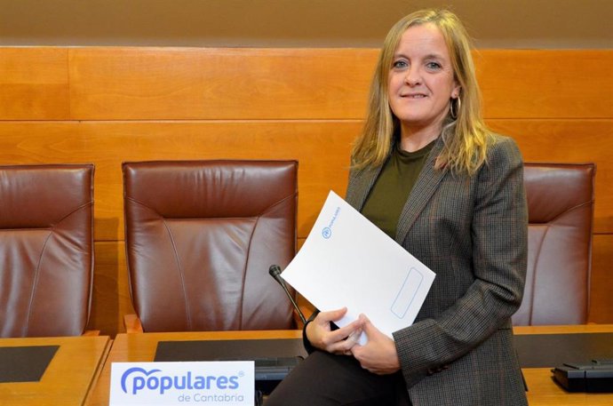 La diputada del PP en el Parlamento de Cantabria Isabel Urrutia