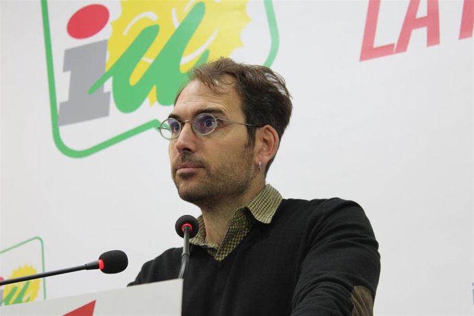 Valero ve a la Junta "mucho más dependiente" de Vox, que "condicionará su viabilidad" hasta que acabe la legislatura