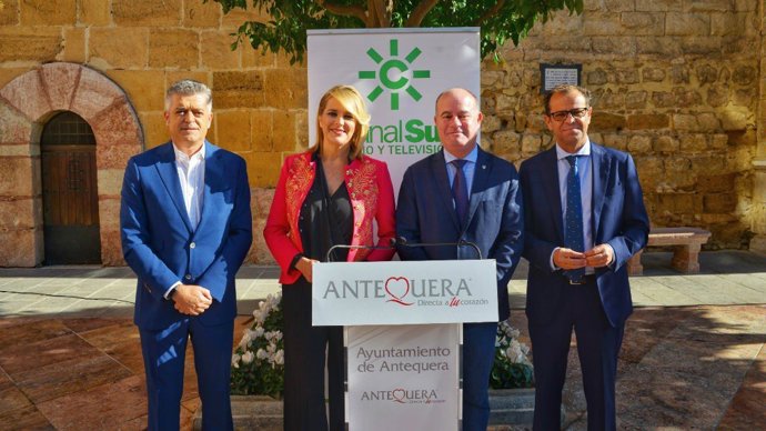Modesto Barragán, Paz Santana, Manuel Barón y Juande Mellado presentan las novedades de RTVA Andalucía para la Navidad
