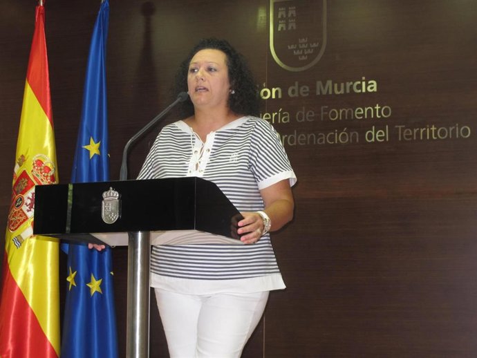 La secretaria general de la Consejería de Fomento e Infraestructuras, Yolanda Muñoz
