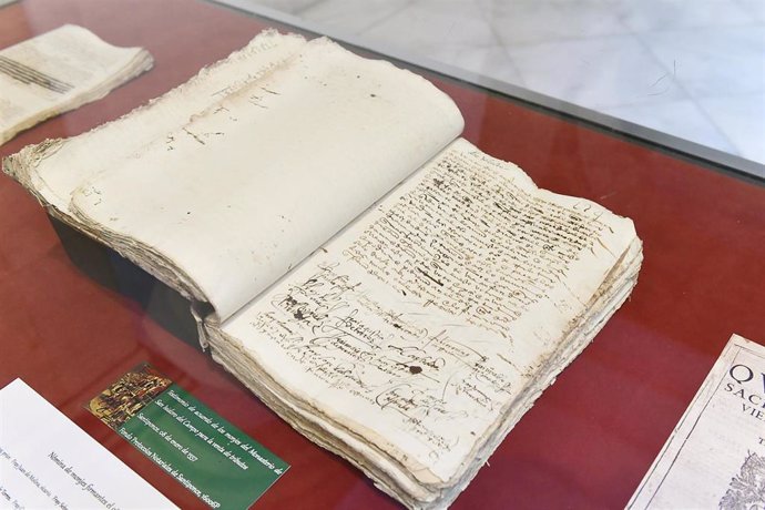 El Archivo Provincial de Sevilla muestra documentos de los monjes protestantes de San Isidoro del Campo