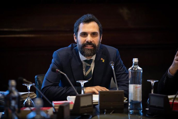 El presidente del Parlament, Roger Torrent durante la reunión de la mesa del Parlament y Junta de Portavoces en el Parlament de Cataluña, en Barcelona (España), a 3 de diciembre de 2019.