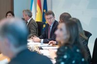 Feijóo defiende, tras las críticas de Baltar, que no tiene "solución" para evitar cerrar el paritorio de Verín