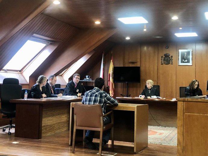 Juicio contra acusada de asesinar al padre de su pareja en Carasa