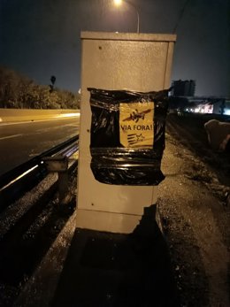 Radar tapado con un cartel independentista