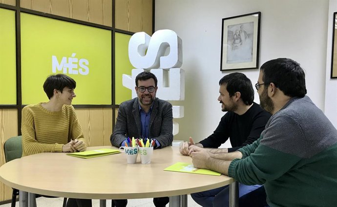 Antoni Noguera i Vicen Vidal es reuneixen amb representants d'ERC.