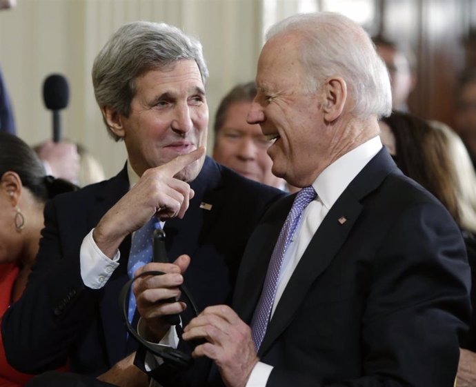 EEUU.- Kerry da su apoyo a Biden porque es el presidente que EEUU "necesita dese