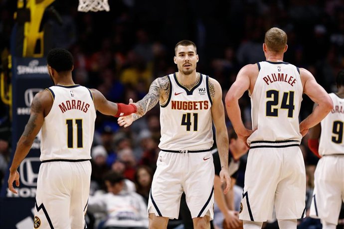 Juancho Hernangómez celebra la victoria de Denver Nuggets
