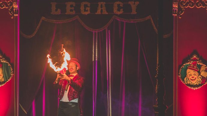 Circo en La Marina en diciembre