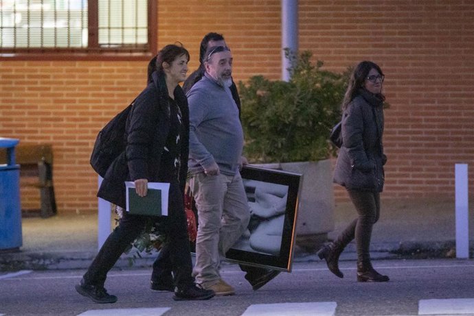 Familiares y amigos despiden a la actriz Azucena Hernández