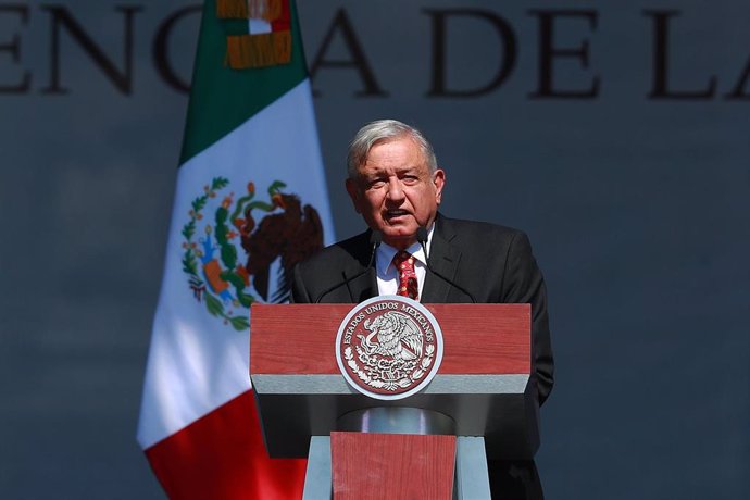 01 December 2019, Mexico, Mexico City: Mexican President Andres Manuel Lopez Obrador presents a report on his government's first year in office during a ceremony at Zocalo square. Photo: Francisco Estrada/NOTIMEX/dpa