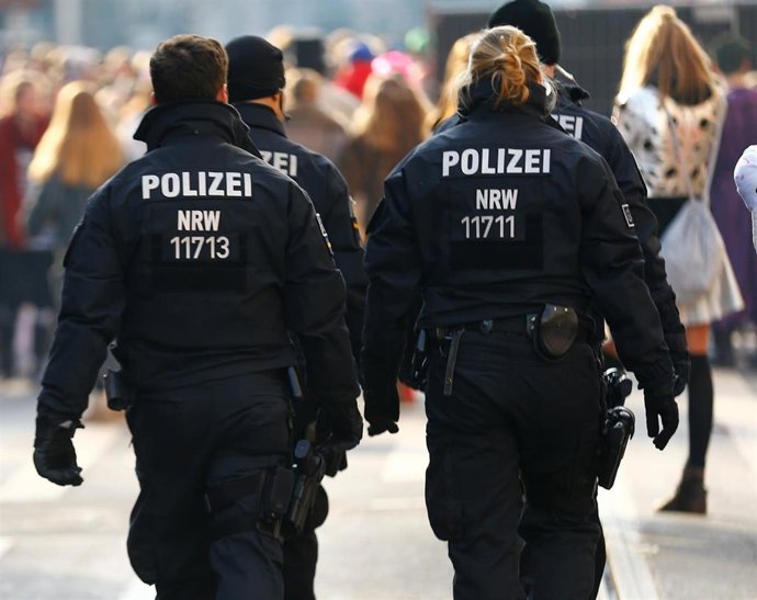 Policías alemanes en Colonia