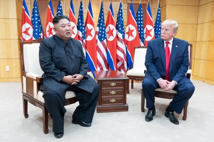 June 30, 2019 - DMZ, North Korea: US President Donald J. Trump and Chairman of the Workers' Party of Korea Kim Jong-un speak to reporters, as the two leaders meet in Freedom House at the Korean Demilitarized Zone. (Shealah Craighead/White House/Contacto)