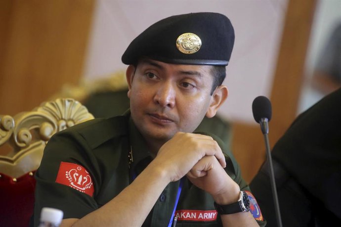 Tun Myat Naing, comandante en jefe del Ejército de Arakan