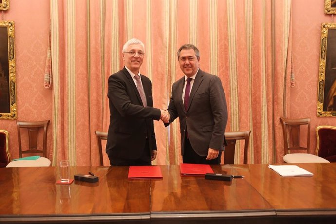 Sevilla.- Ayuntamientos de Sevilla y Toulouse firman un convenio para impulsar l