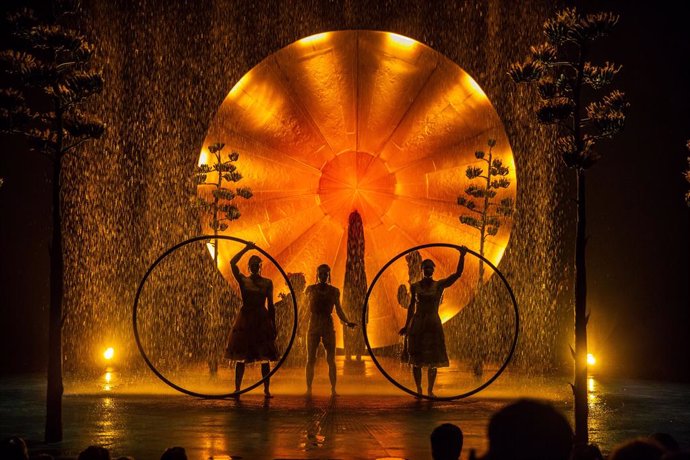 Luzia, del Cirque du Soleil arriba a Valncia