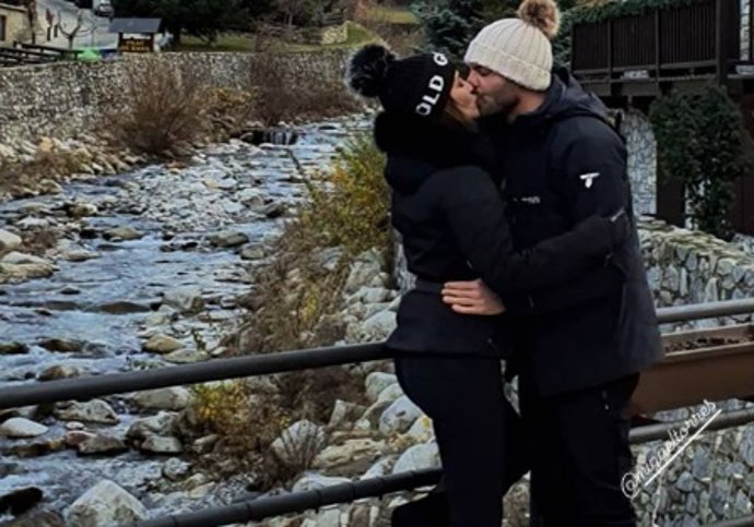 PAULA ECHEVARRÍA Y MIGUEL TORRES EN BAQUEIRA INSTAGRAM DE PAU ECHE