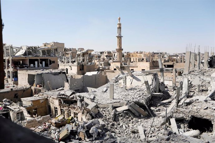 Siria.- Las fuerzas de Rusia entran por primera vez en Raqqa tras la retirada de
