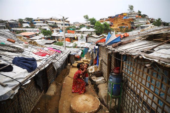 Niños rohingyas en el campo de refugiados de Cox's Bazar