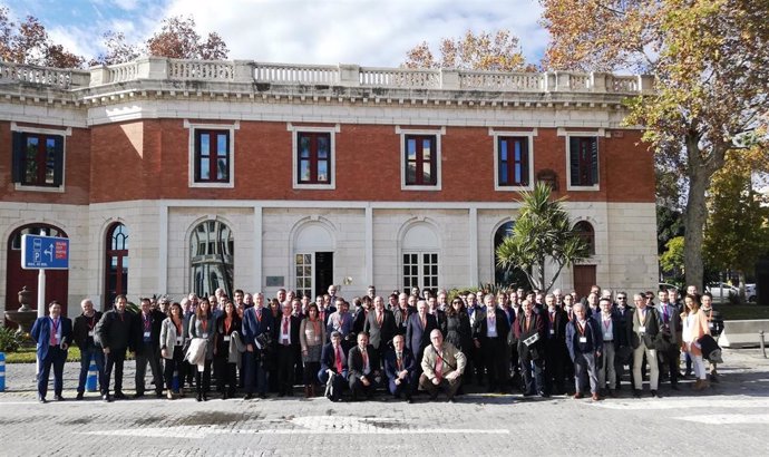 Representantes de más de 80 empresas se dan cita en un encuentro sobre innovación ferroviaria en Málaga.