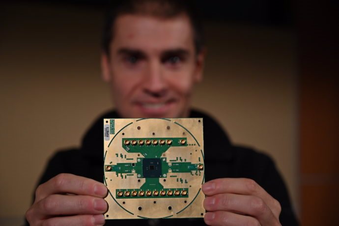 Intel presenta su chip criogénico de control Horse Ridge para acelerar el desarr