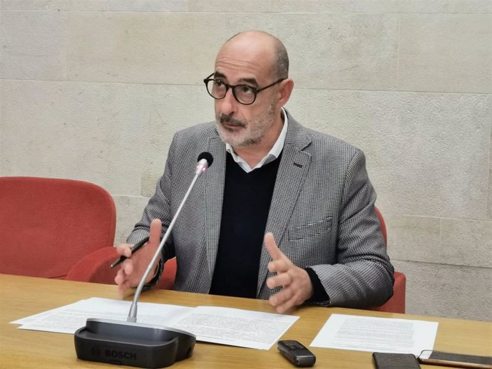 Félix Álvarez líder y portavoz de Cs en el Parlamento, en rueda de prensa