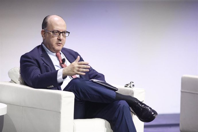 El presidente de la AEB, José María Roldán, durante el encuentro Edufin Summit 2019: 'Digitalización y educación financiera, una nueva era para cubrir oportunidades' organizado el pasado mes de julio.