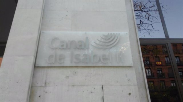 Imagen de recurso de la fachada de la sede del Canal de Isabel II en calle Santa Engracia.