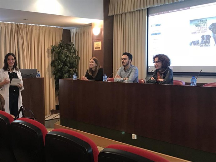 Una sesión de las Jornadas Mujer y Esclerosis Múltiple