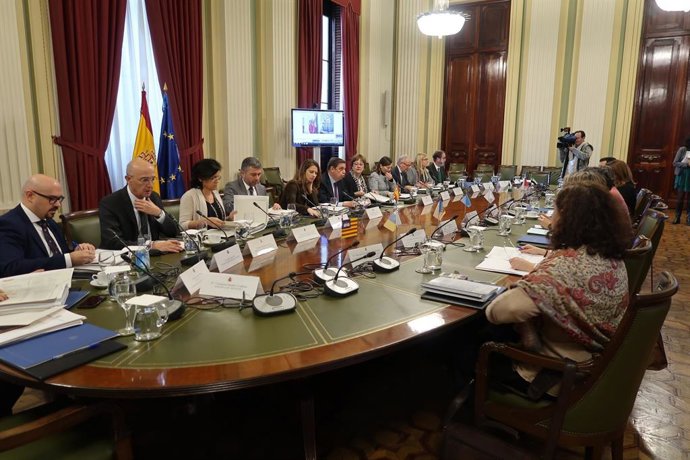 De la Concha valora la actitud "muy receptiva" del Ministerio respecto al tratam