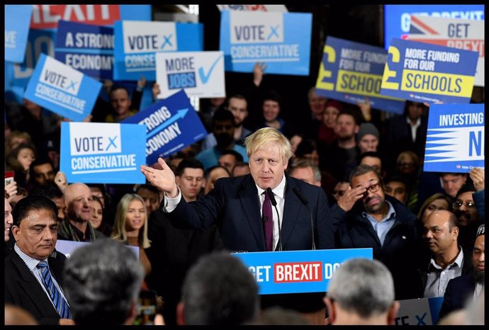 Boris Johnson en un acto de campaña