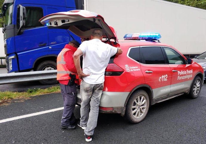 Control de un camionero en Legasa
