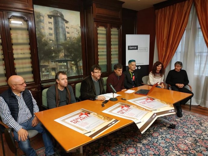 Presentación de la Feria de Arte de la Fundación Caja Rioja Bankia Gran Vía con sus participantes, Pako Campo, Óscar Cenzano, Javier Garrido, Raquel Marín y Vicente Peiró