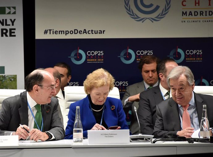 El presidente de Iberdrola, Ignacio Galán, y el secretario general de Naciones Unidas, Antonio Guterres, en la COP25