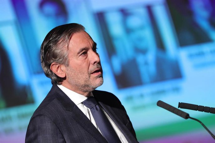 El consejero de Justicia, Interior y Víctimas de la Comunidad de Madrid, Enrique López López.