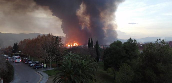 Incendio en Montorns del Valls (Barcelona)