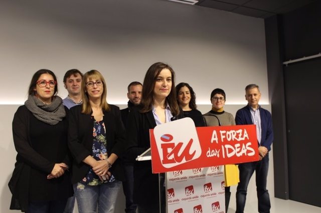 La Coordinadora Nacional de Esquerda Unida, Eva Solla, presenta la candidatura para las elecciones autonómicas.