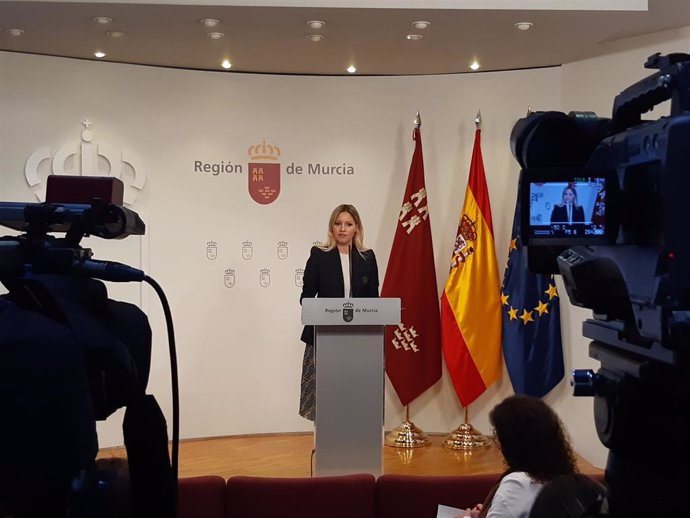 La portavoz del Ejecutivo regional, Ana Martínez Vidal, en la rueda de prensa