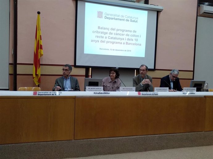 Antoni Castells (Hosp.Clínic), Pilar Saura (Conselleria Salud), Xavier Castells (Hosp.Del Mar) y Jordi de Dalmases (Col.Farmacéuticos de Barcelona)