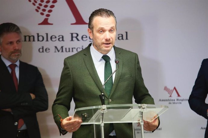 El portavoz del Grupo Parlamentario popular, Joaquín Segado