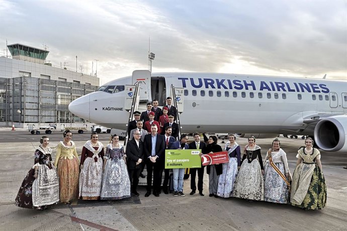 LLega el pasajero 8 millones al aeropuerto de Manises