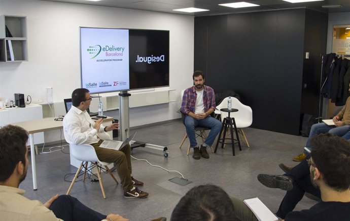 Encuentro de startups del eDelivery Accelerator Program con Desigual