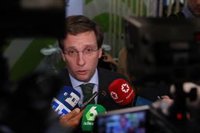 Almeida pregunta a Vox "si merece la pena" prorrogar los presupuestos de Carmena si solo discrepan en un 1%