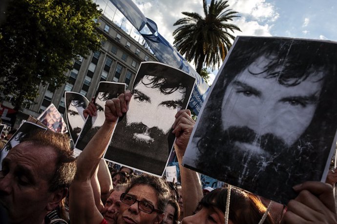 Protesta por la muerte del activista argentino Santiago Maldonado