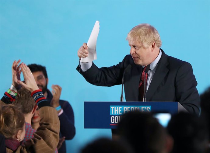 R.Unido.- Johnson proclama que el pueblo británico ha votado de forma "irrefutab