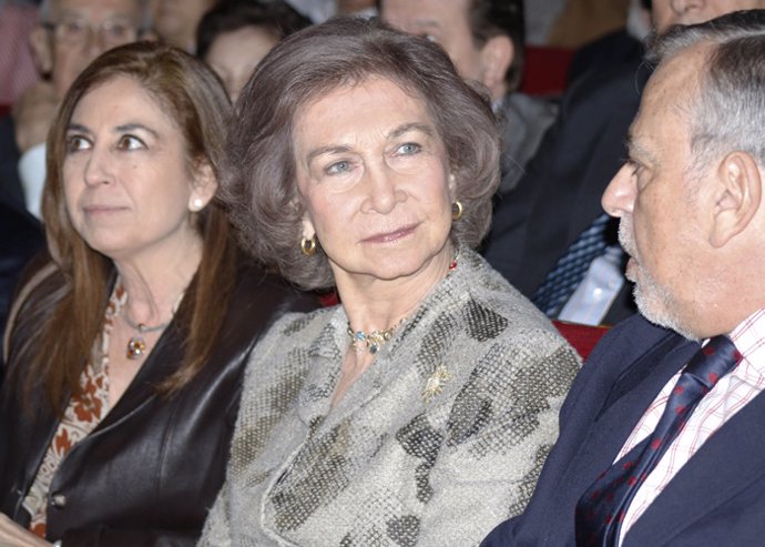 El pasado viernes la Reina Sofía presidió el homenaje que se rindió a los voluntarios del 'Proyecto Vallecas' que trabajan para detectar los síntomas tempranos del Alzheimer