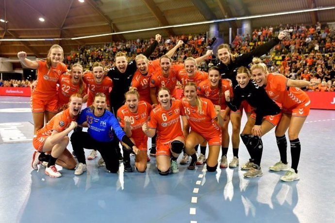 Selección femenina de balonmano de Holanda durante el Mundial de Japón