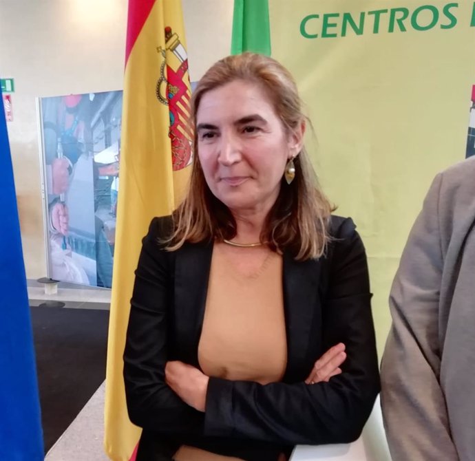 La consejera de Empleo, Formación y Trabajo Autónomo de la Junta de Andalucía, Rocío Blanco, en una reciente visita al Parque Joyero de Córdoba.