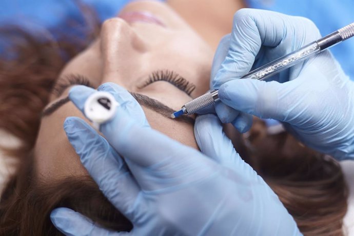 COMUNICADO: El Microblading de cejas cobra relevancia en todo el mundo