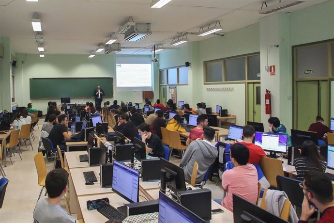 Curso sobre bolsa Edufinet-UMA